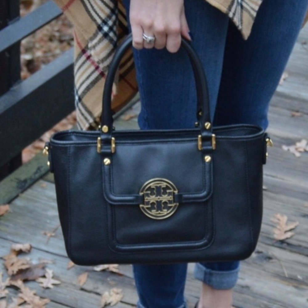 Tory Burch amanda satchel/crossbody - Picture 2 of 8
